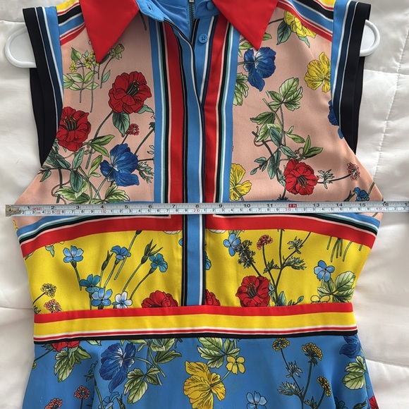 Alice Olivia Farrah collared handkerchief dress - Picture 10 of 12